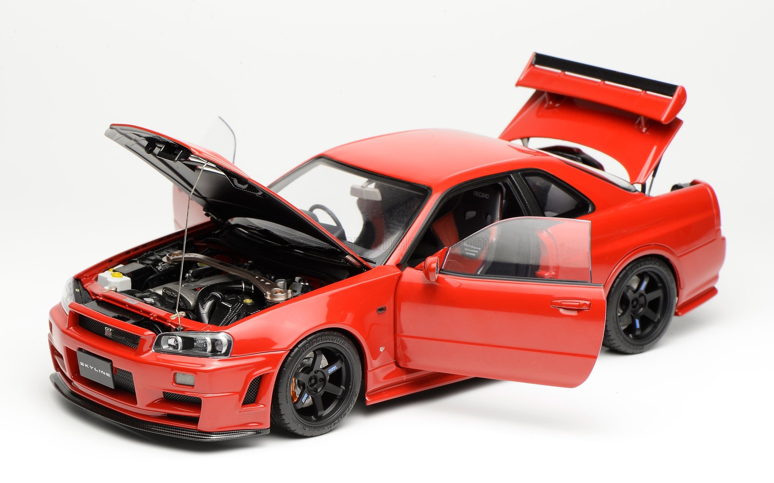 1:18 Motorhelix - 1999 Nissan Skyline GT/R (R34) Red