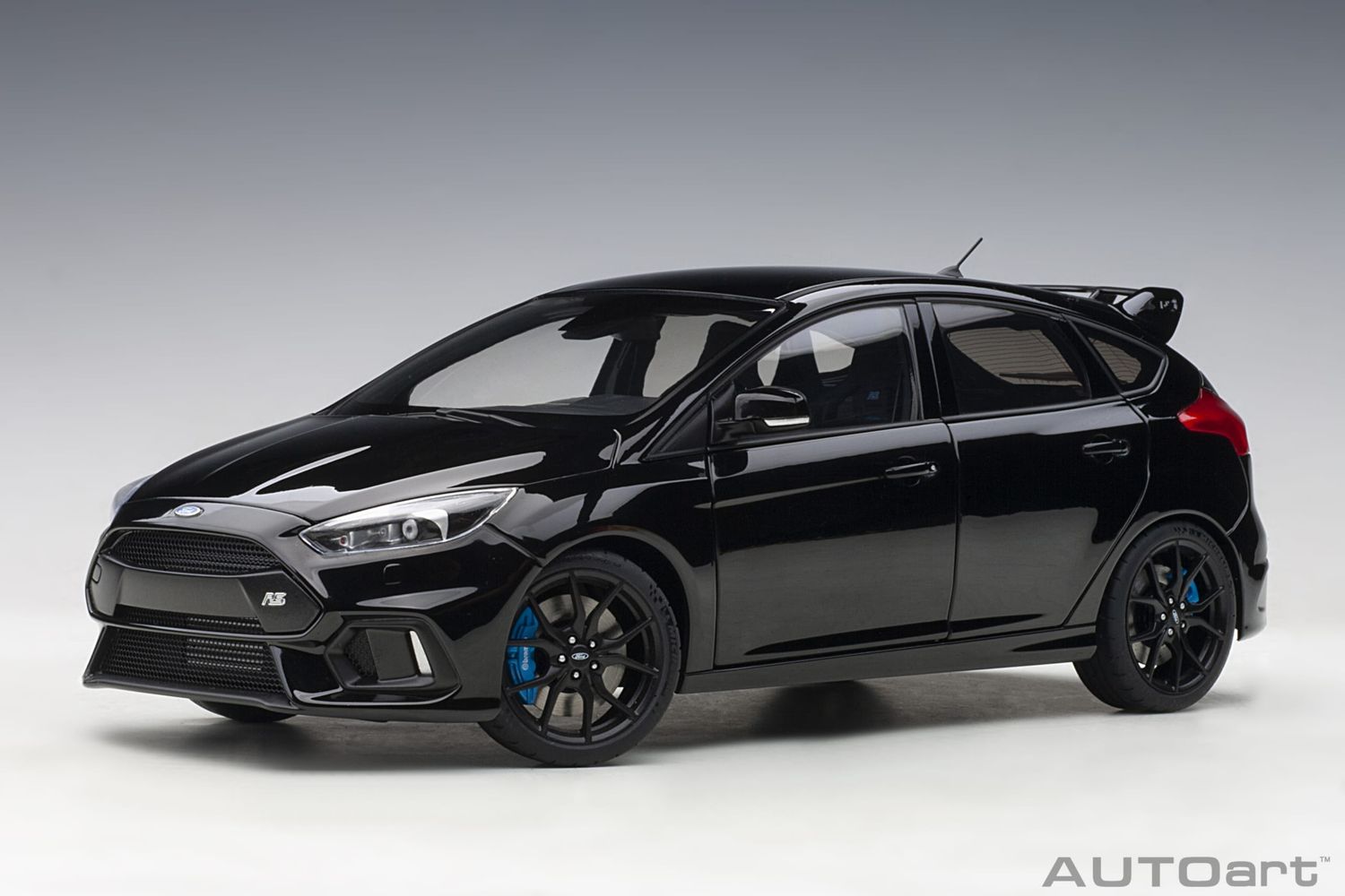 1:18 Autoart - Ford Focus RS 2016 (Shadow Black) 1:18 Autoart - Ford Focus RS 2016 (Shadow Black)