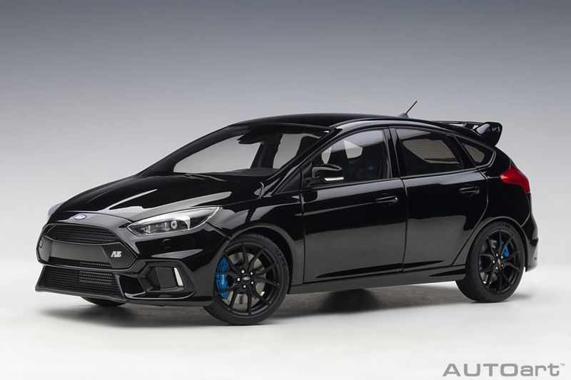 1:18 Autoart - Ford Focus RS 2016 (Shadow Black)