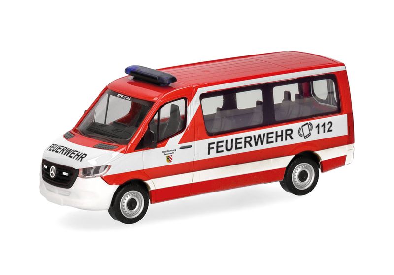 1:87 Herpa - Mercedes-Benz Sprinter '18 Flachdach Bus "Feuerwehr Nürnberg"