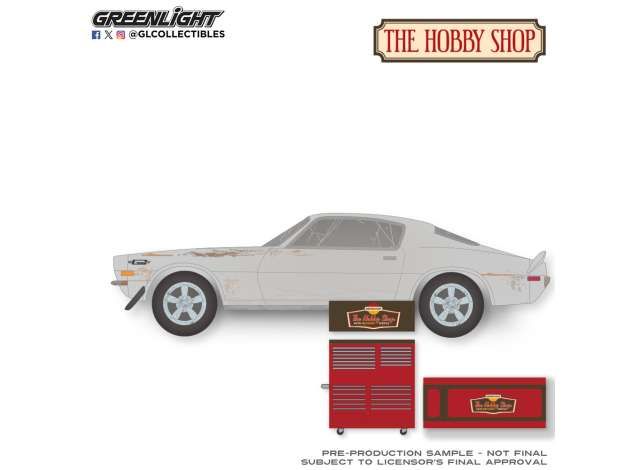 1:64 Greenlight - 1970 Chevrolet Camaro Unrestored with Tool Box and Creeper *The Hobby Shop Series 17*
