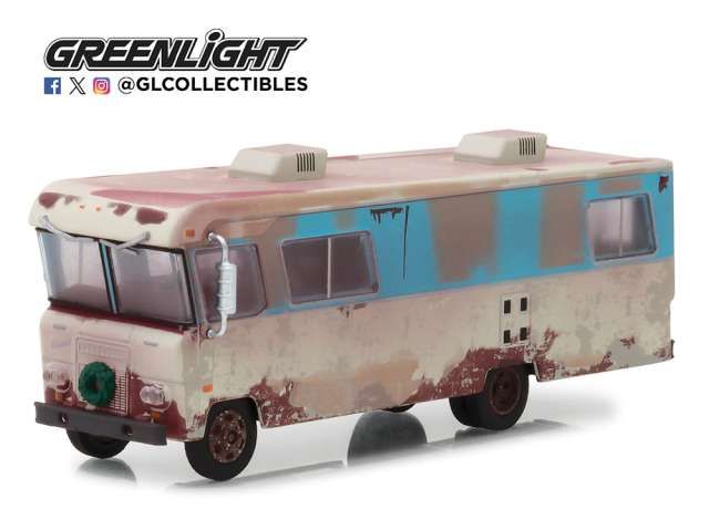 1:64 Greenlight - 1972 Condor II *Going on Vacation*