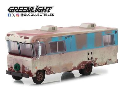 1:64 Greenlight - 1972 Condor II *Going on Vacation*
