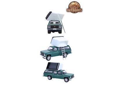 1:64 Greenlight - 1990 Chevrolet Suburban *The Great Outdoors Series 4*, green with Modern Rooftop Camper