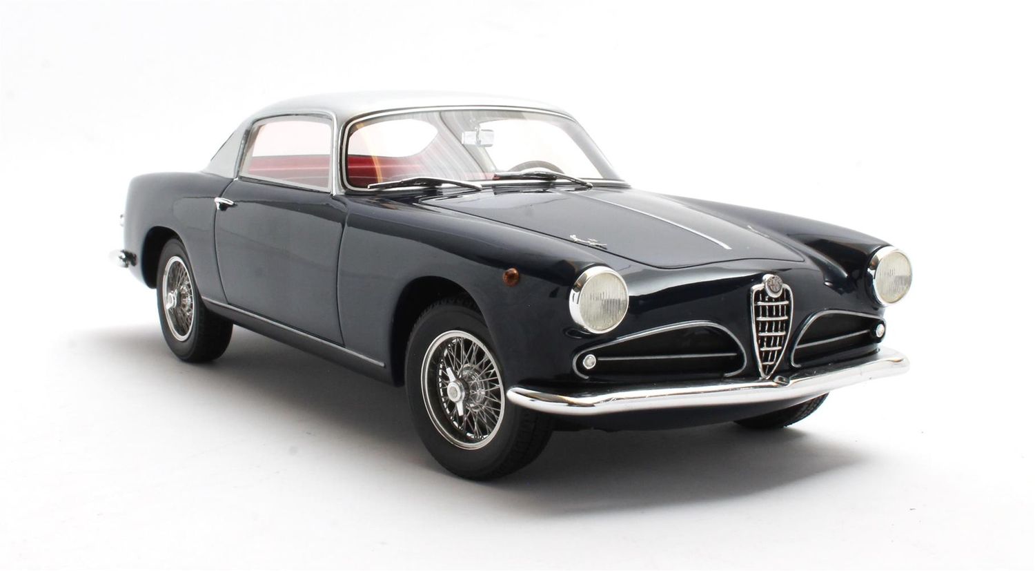 1:18 Cult Models - Alfa Romeo 1900CSS Touring coupe blue/silver 1955