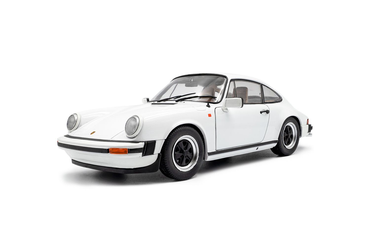 1:18 Solido - 1974 Porsche 911 (930) 3.0 SC White 1:18 Solido - 1974 Porsche 911 (930) 3.0 SC White