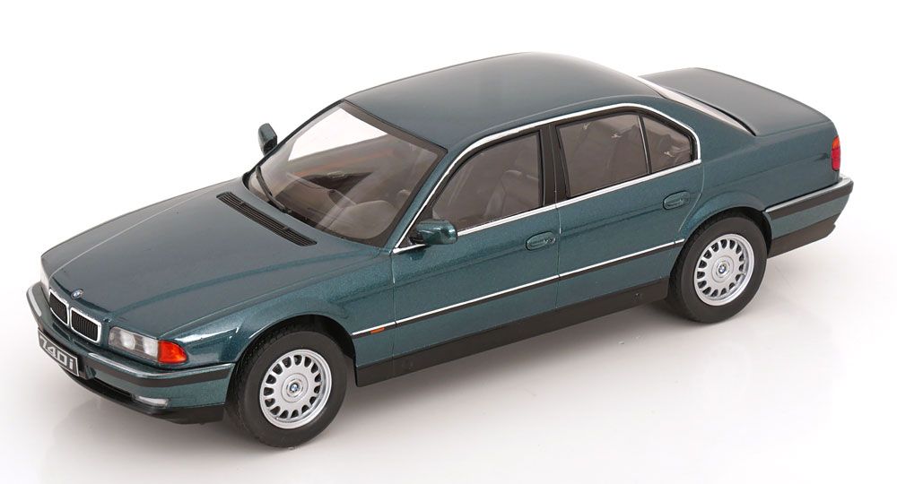 1:18 KK Scale - BMW 740i E38 1994 grünmetallic