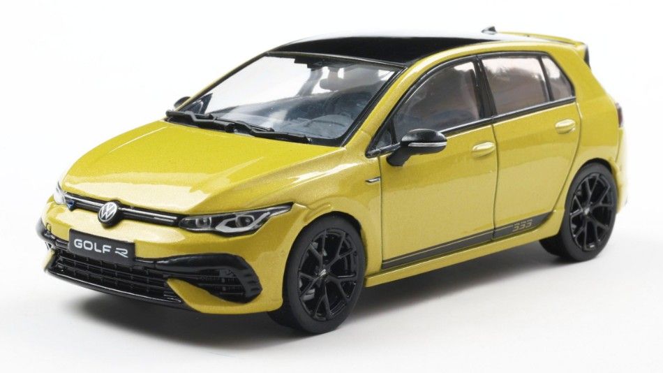 1:43 Solido - 2023 Volkswagen Golf R 333 Limited Edition Lime Yellow Metallic 1:43 Solido - 2023 Volkswagen Golf R 333 Limited Edition Lime Yellow Metallic