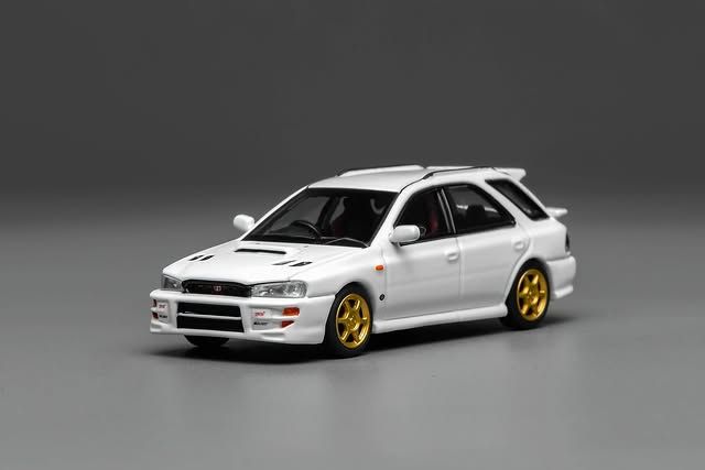 1:64 Motorhelix - 2001 Subaru Impreza WRX SW White