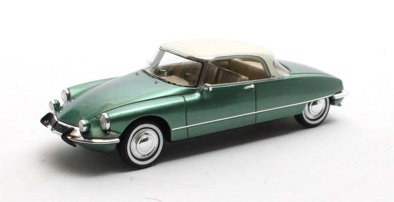 1:43 Matrix - Citroen DS21 Grand Palais Coupe green metallic