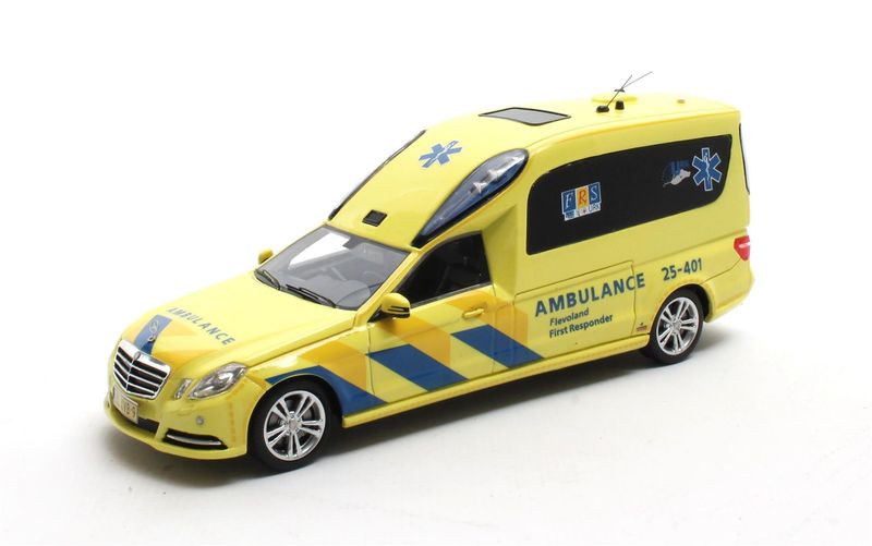 1:43 Matrix - Mercedes E250D VF212 Ambulance Flevoland First Responder Urk