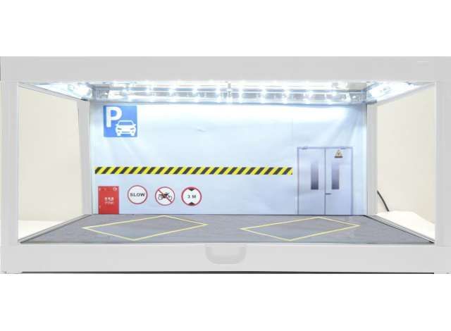 1:24 Vitrinen - Triple9 Led display case, white with diorama back and base price with mirror base