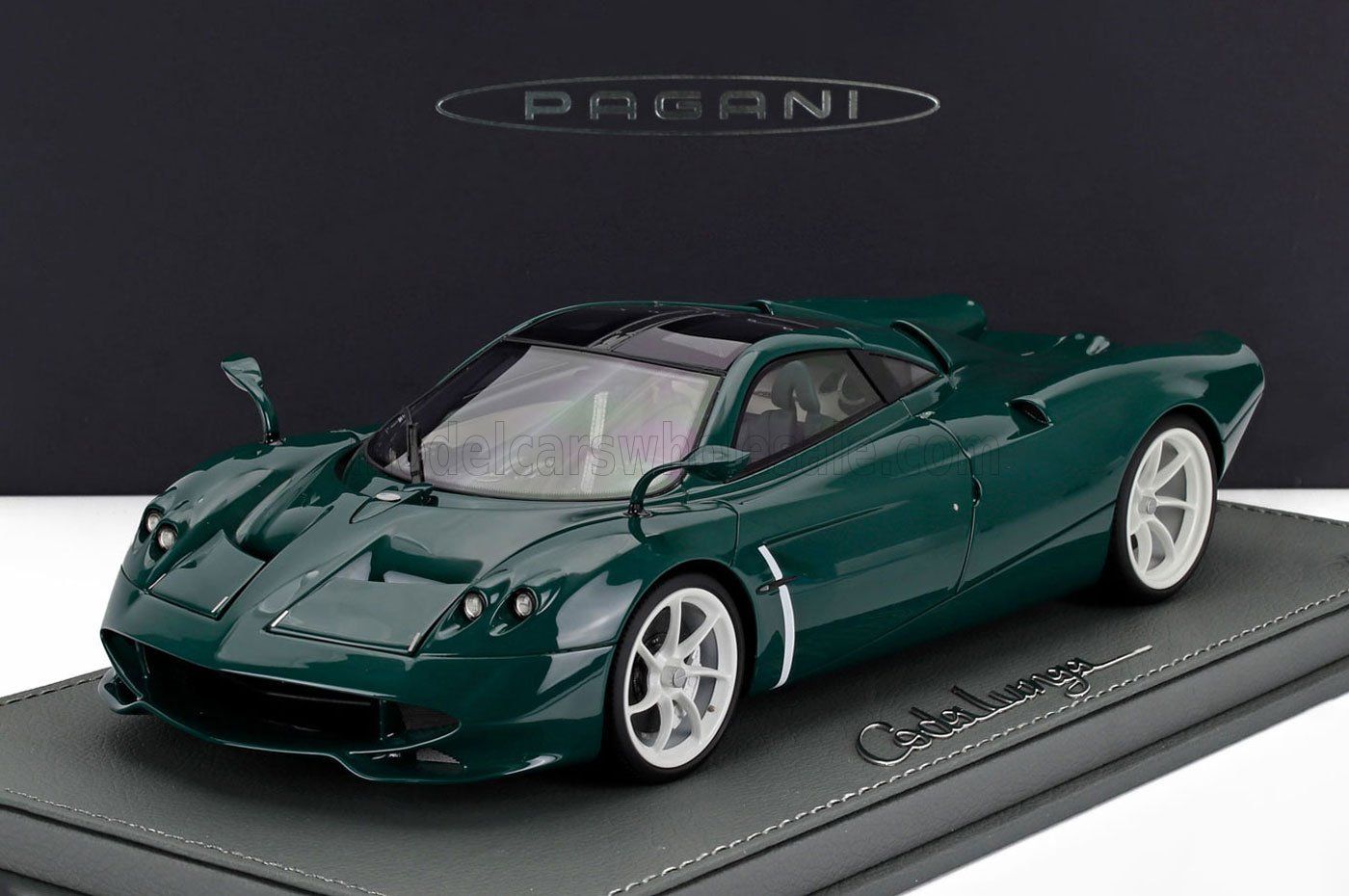 1:18 BBR - Pagani Huayra Codalunga British Racing Green 1:18 BBR - Pagani Huayra Codalunga British Racing Green