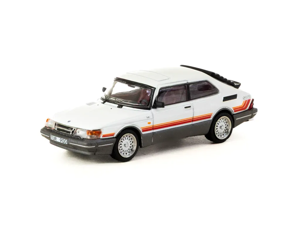 1:64 Tarmac - Saab 900 Turbo, white 1:64 Tarmac - Saab 900 Turbo, white