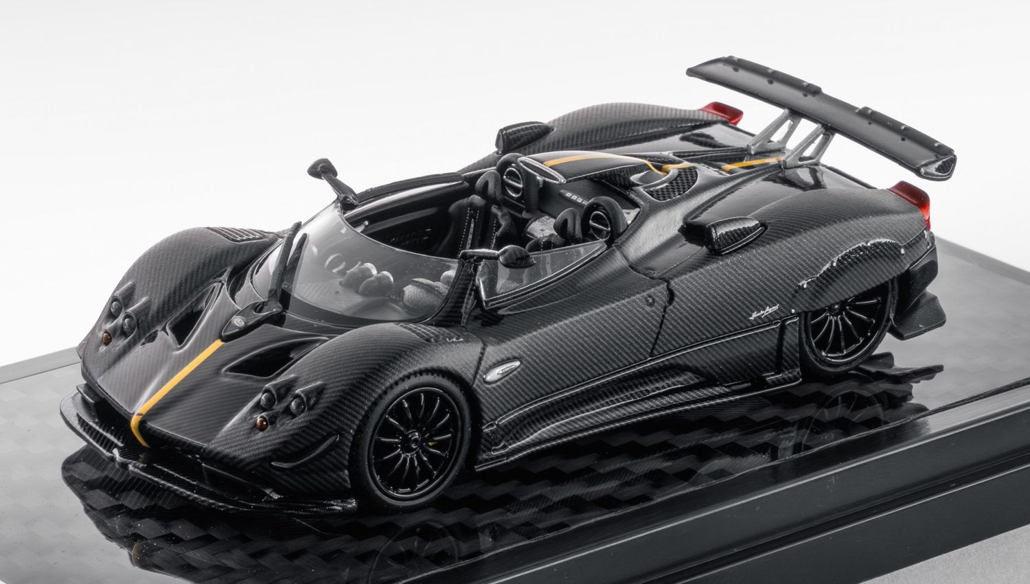 1:64 LCD Models - 2018 Pagani Zonda HP Barchetta Carbon Black