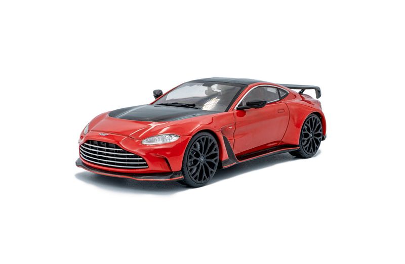 1:43 Solido - Aston Martin Vantage V12 – Scorpus Red – 2023