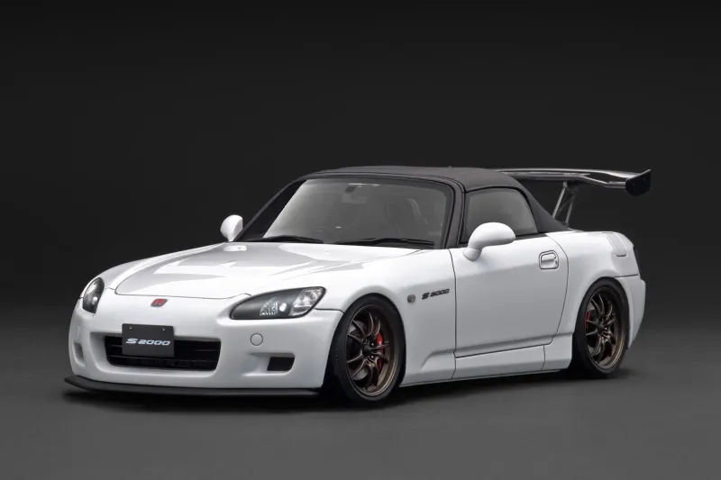 1:18 Ignition - Honda S2000 (AP1), white