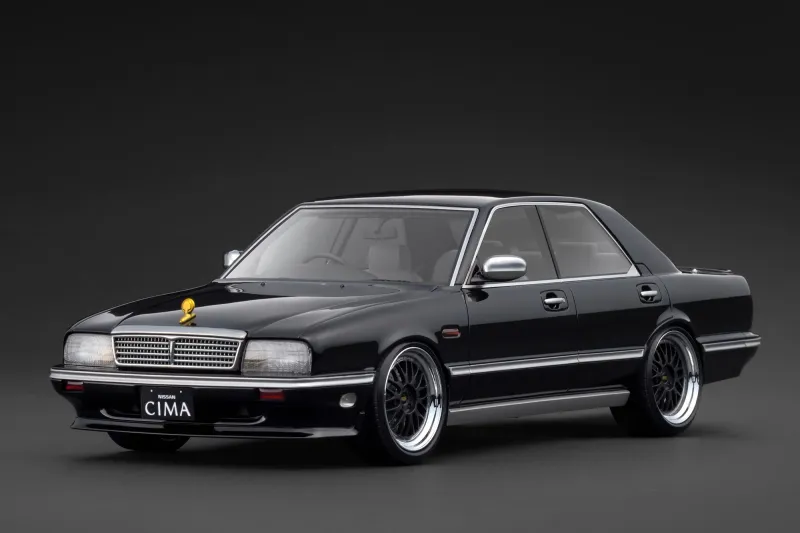 1:18 Ignition - Nissan Cedric Cima (Y31), black