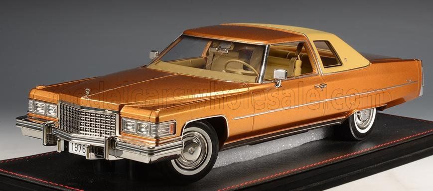 1:18 Stamp Models - 1976 Cadillac Coupe De Ville Amberlite Firemist