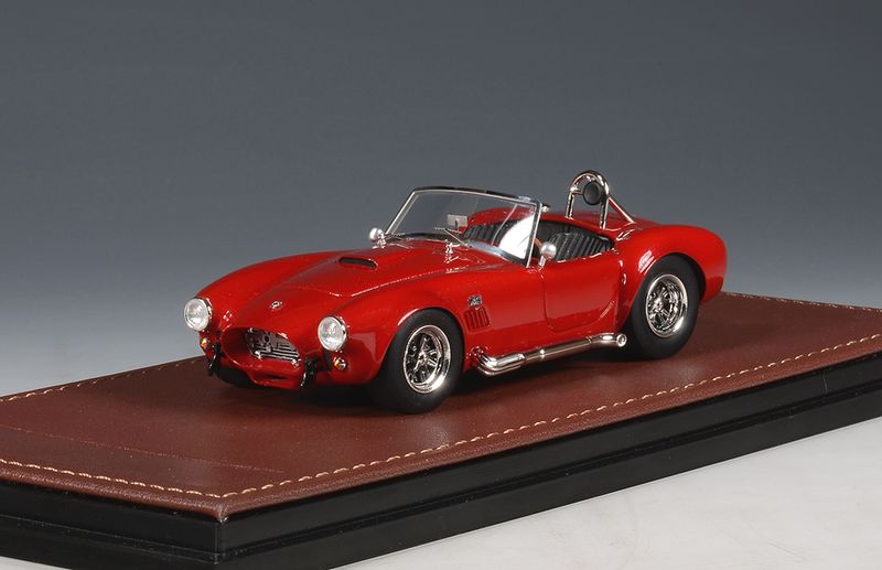 1:43 GLM - 1966 Ford Shelby Cobra 427 S/C Red 1:43 GLM - 1966 Ford Shelby Cobra 427 S/C Red