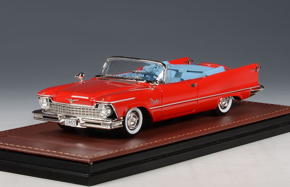 1:43 GLM - 1957 Imperial Crown Cabriolet Open Red 1:43 GLM - 1957 Imperial Crown Cabriolet Open Red