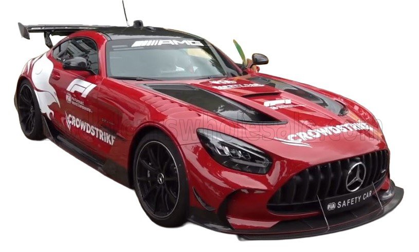 1:18 Minichamps - Mercedes AMG GT V8 Black Series F1 Safety Car Season 2025 Crowdstrike B. Maylander