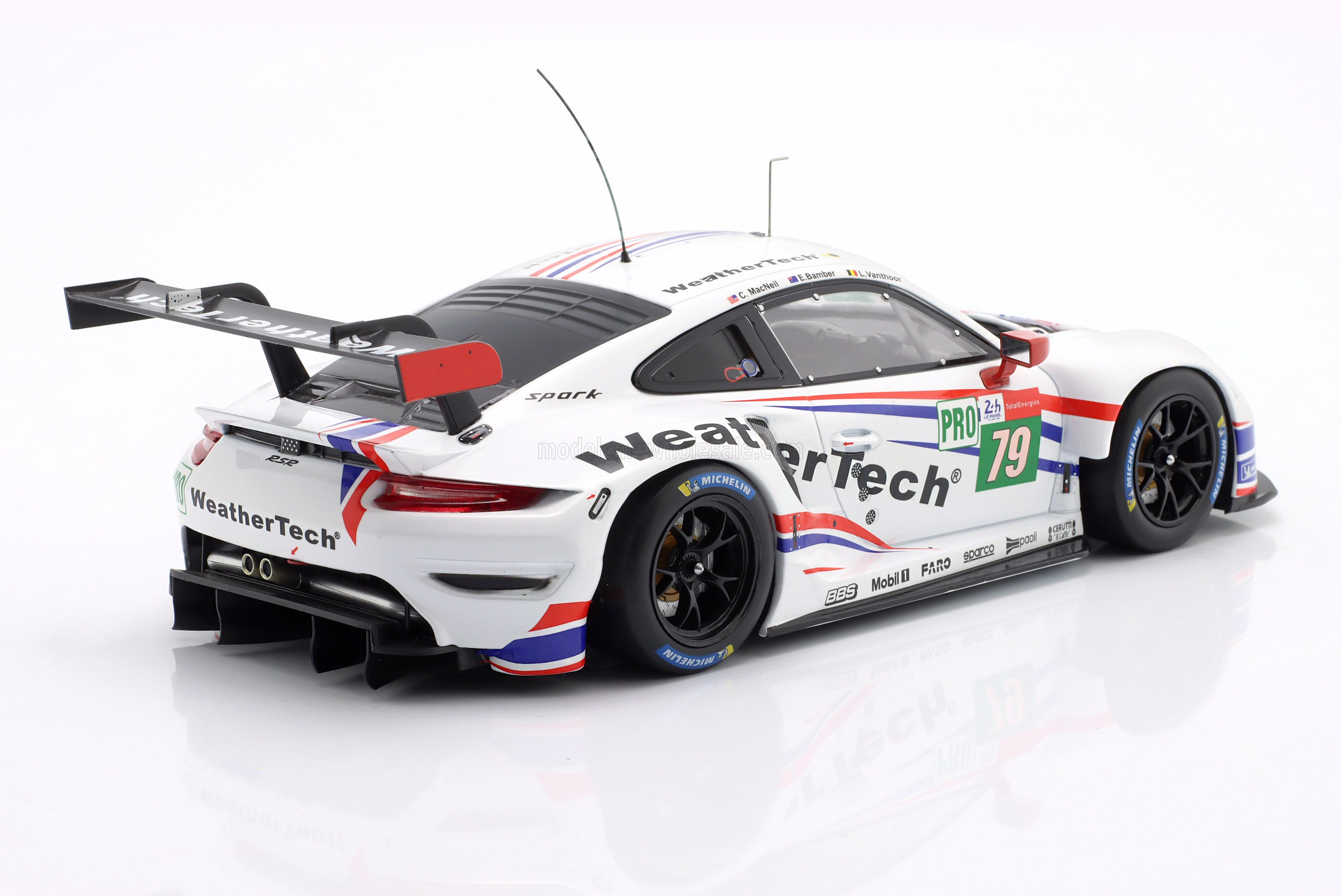 1:18 Ixo - Porsche 911 991-2 4.2L RSR-19 Team Weathertech Racing #79 24h Le Mans 2021 E. Bamber - C. Macneil - L. Vantoor