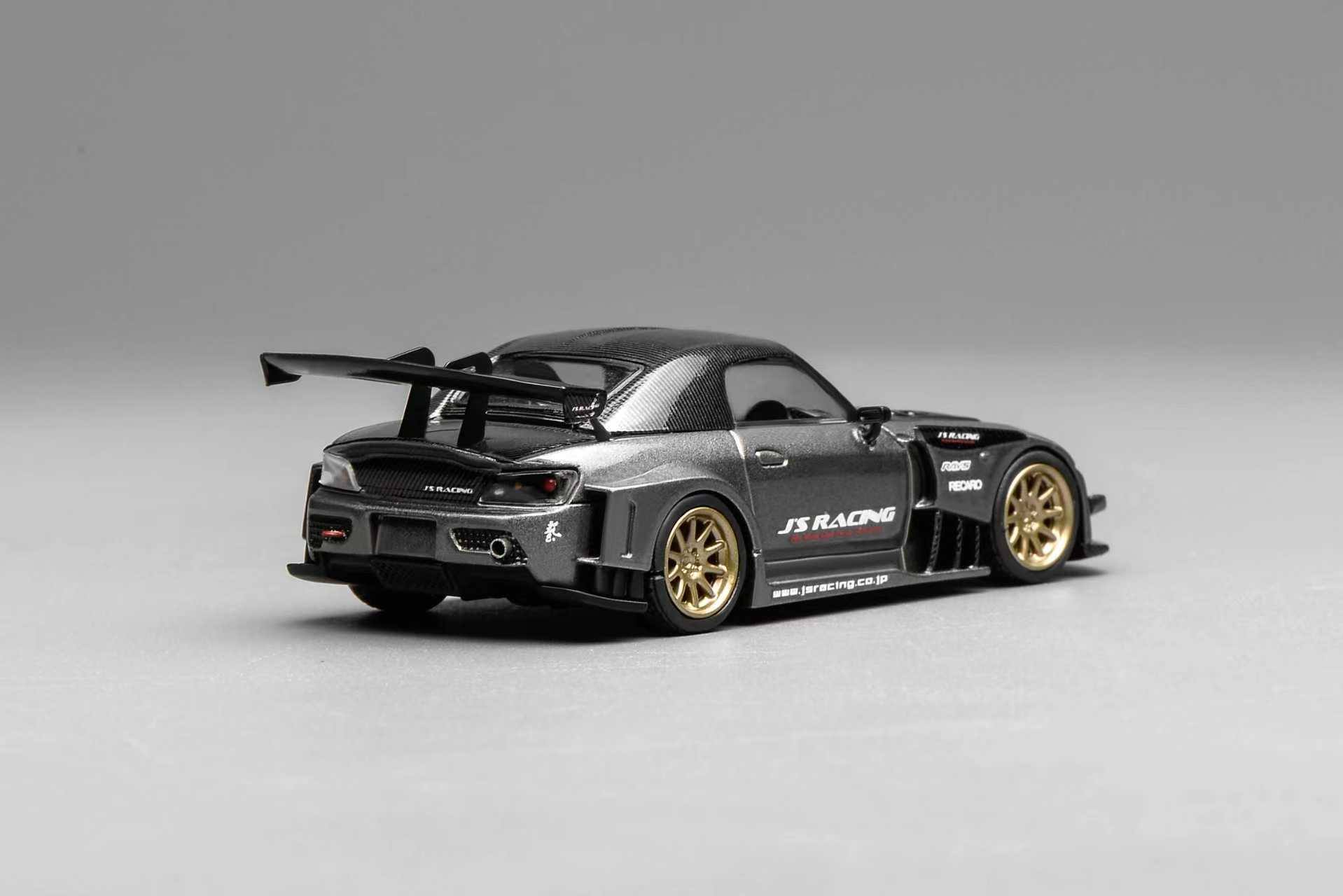 1:64 Motorhelix - 2001 Honda S2000 Spider Hardtop J's Racing Black