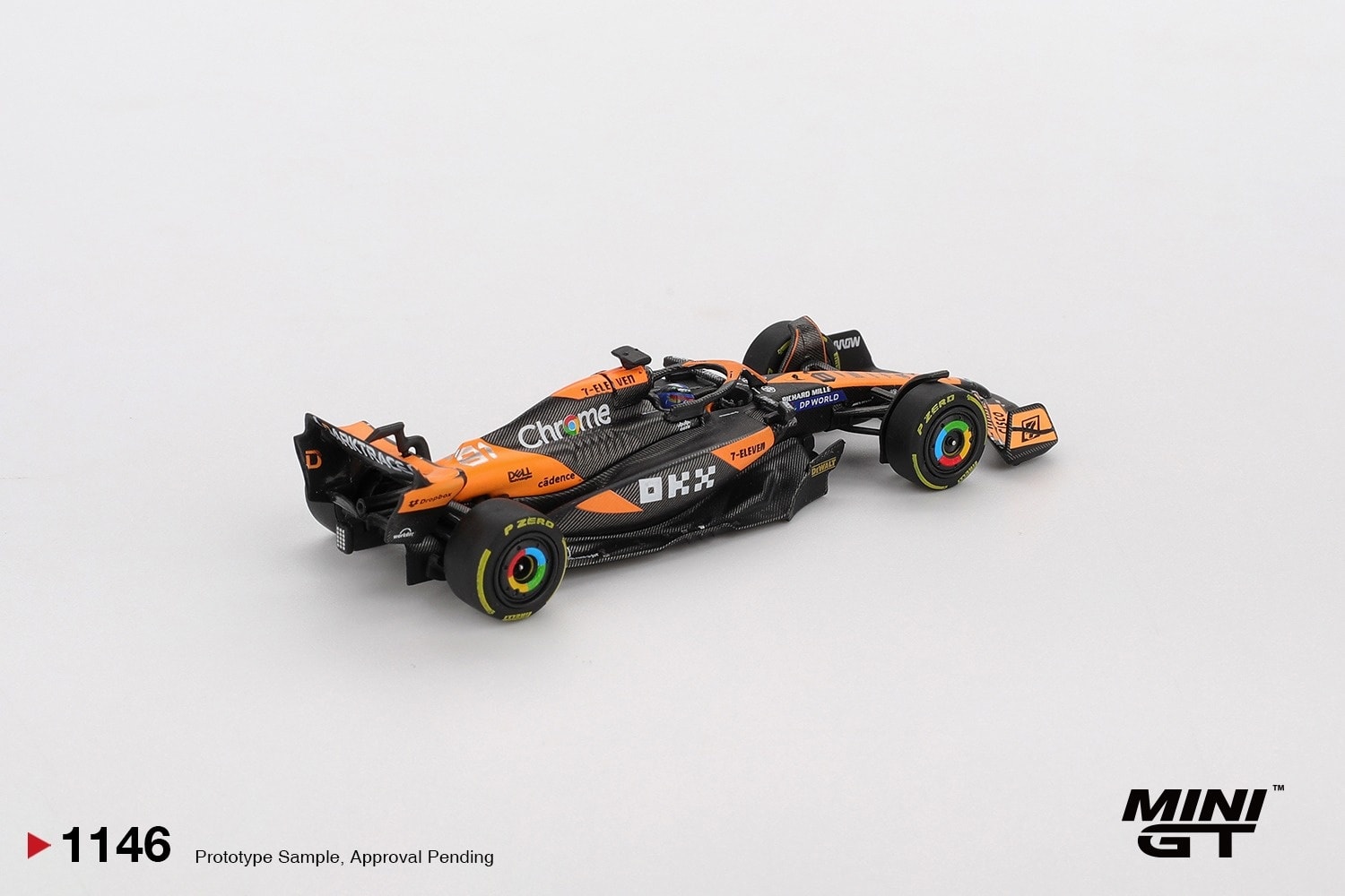 1:64 Mini GT - 2024 McLaren MCL38 #81 Oscar Piastri Hungarian F1 GP *Blister packaging*