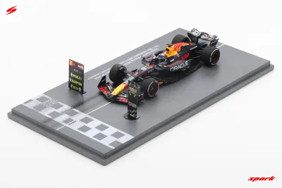 1:43 Spark - Oracle Red Bull Racing RB20 No.1 Oracle Red Bull Racing 2024 Formula One Drivers' Champion Max Verstappen