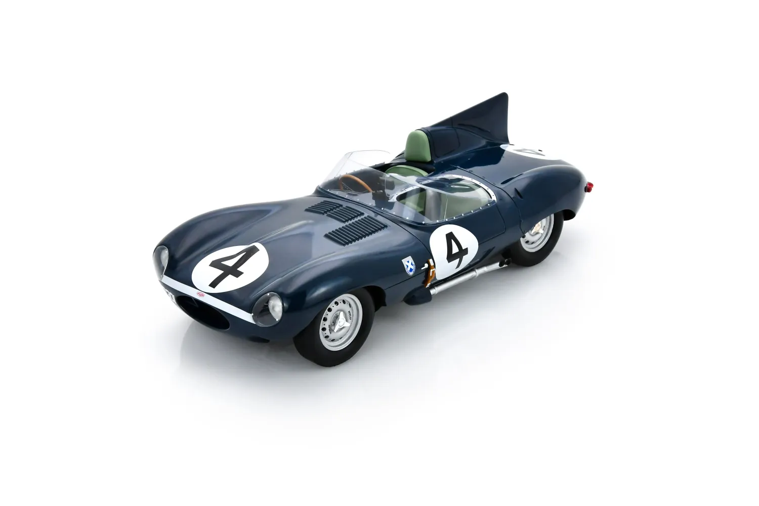 1:18 Spark - Jaguar D Type No.4 Winner Le Mans 24H 1956 N. Sanderson - R. Flockhart