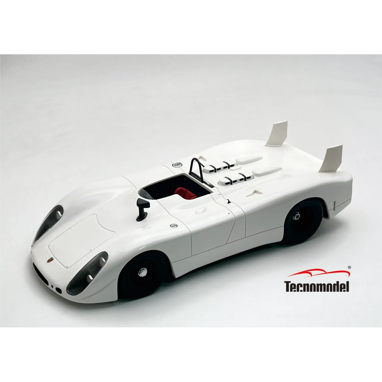 1:18 Tecnomodel - 1969 Porsche 908/02 30.L Flunder Spider Press Version White