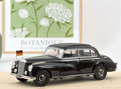1:18 Norev - Mercedes-Benz 300 1955 Konrad Adenauer *Reproduction*