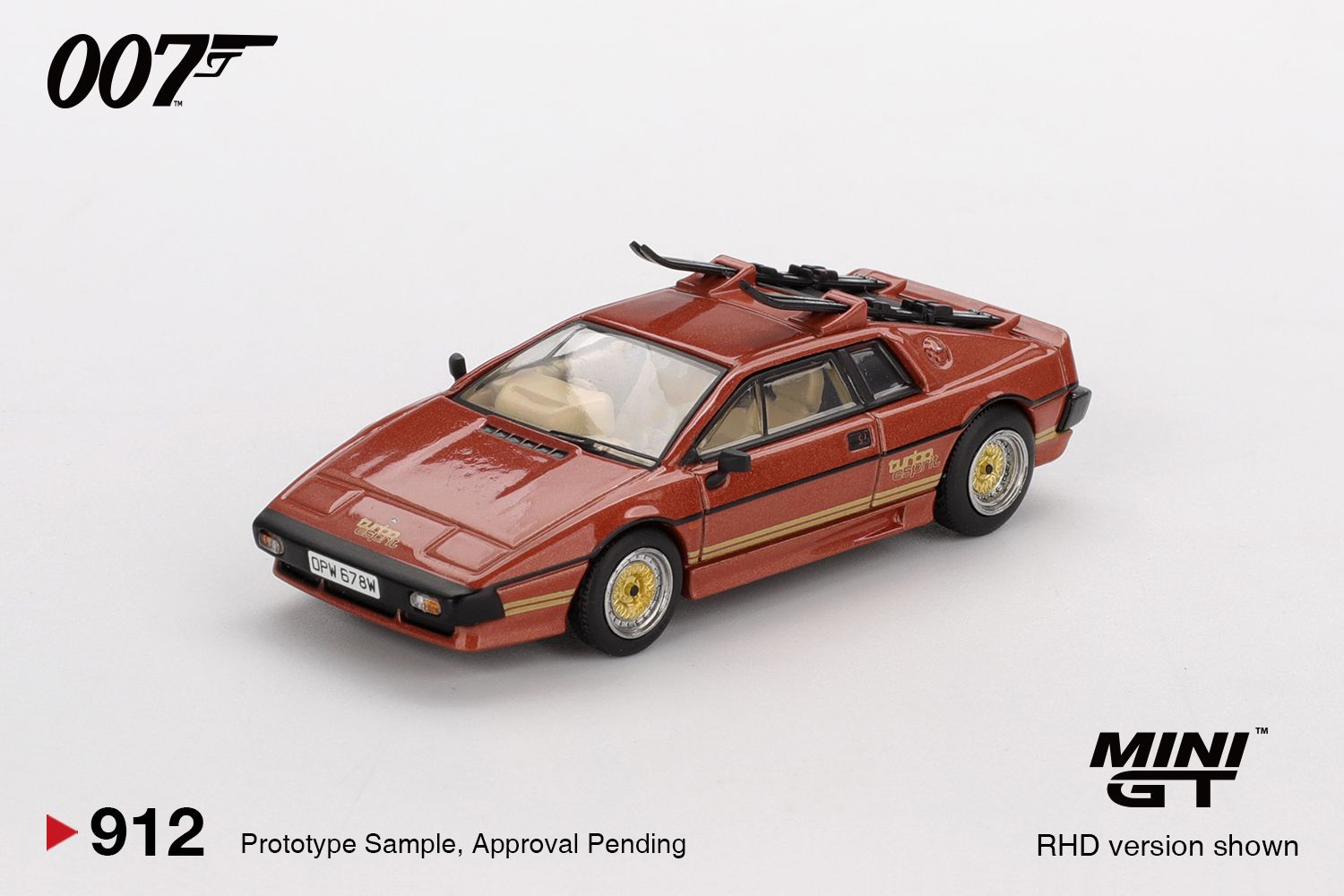 1:64 Mini GT - 1981 Lotus Esprit Turbo *For Your Eyes Only* China-English Blister Packaging