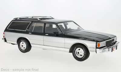 1:18 MCG - Chevrolet Caprice Estate Wagon, silber/grau, 1985 1:18 MCG - Chevrolet Caprice Estate Wagon, silber/grau, 1985