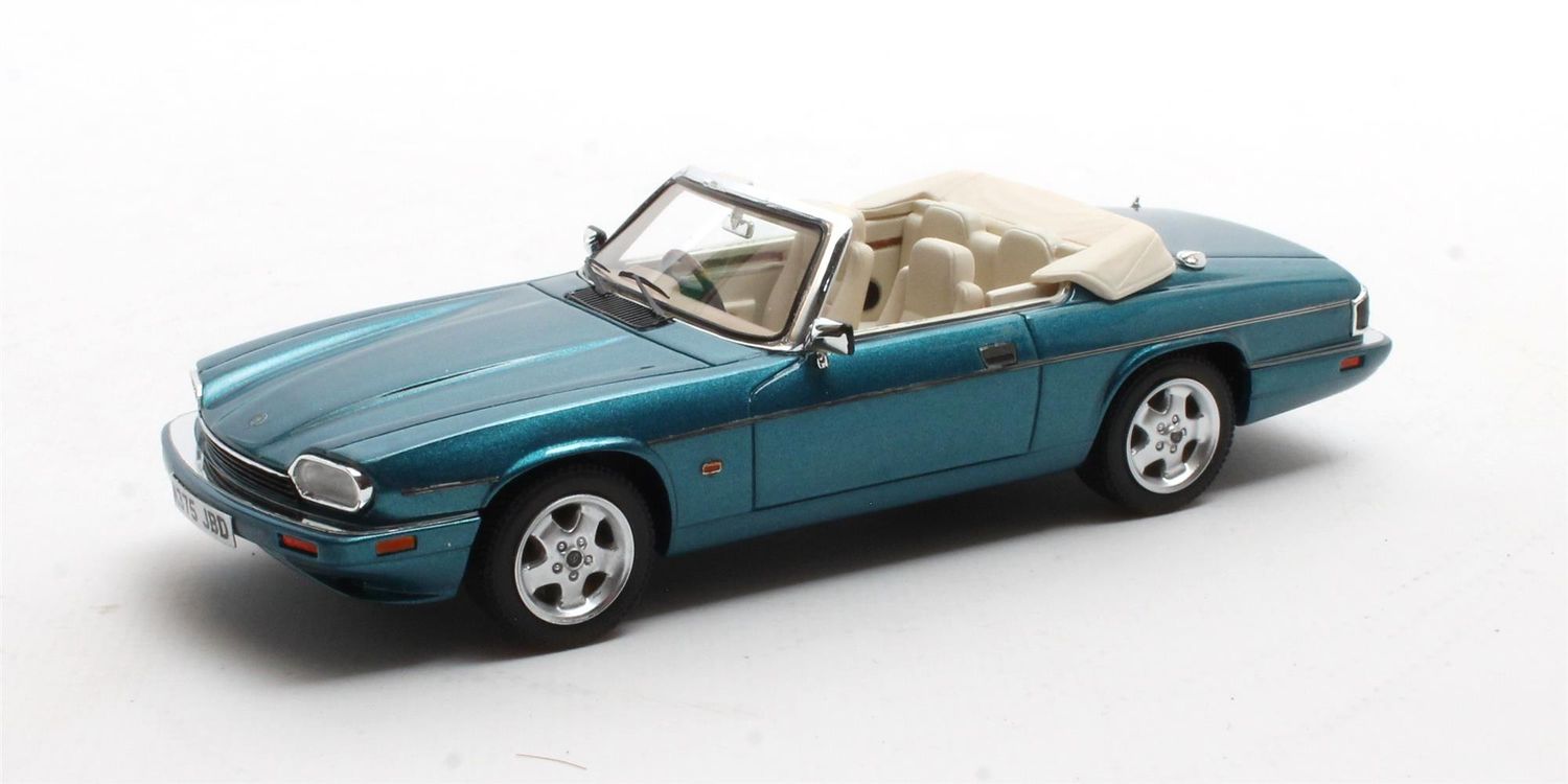 1:43 Matrix - JaguarXJS 4.0 Celebration Convertible open turqoise 95-96