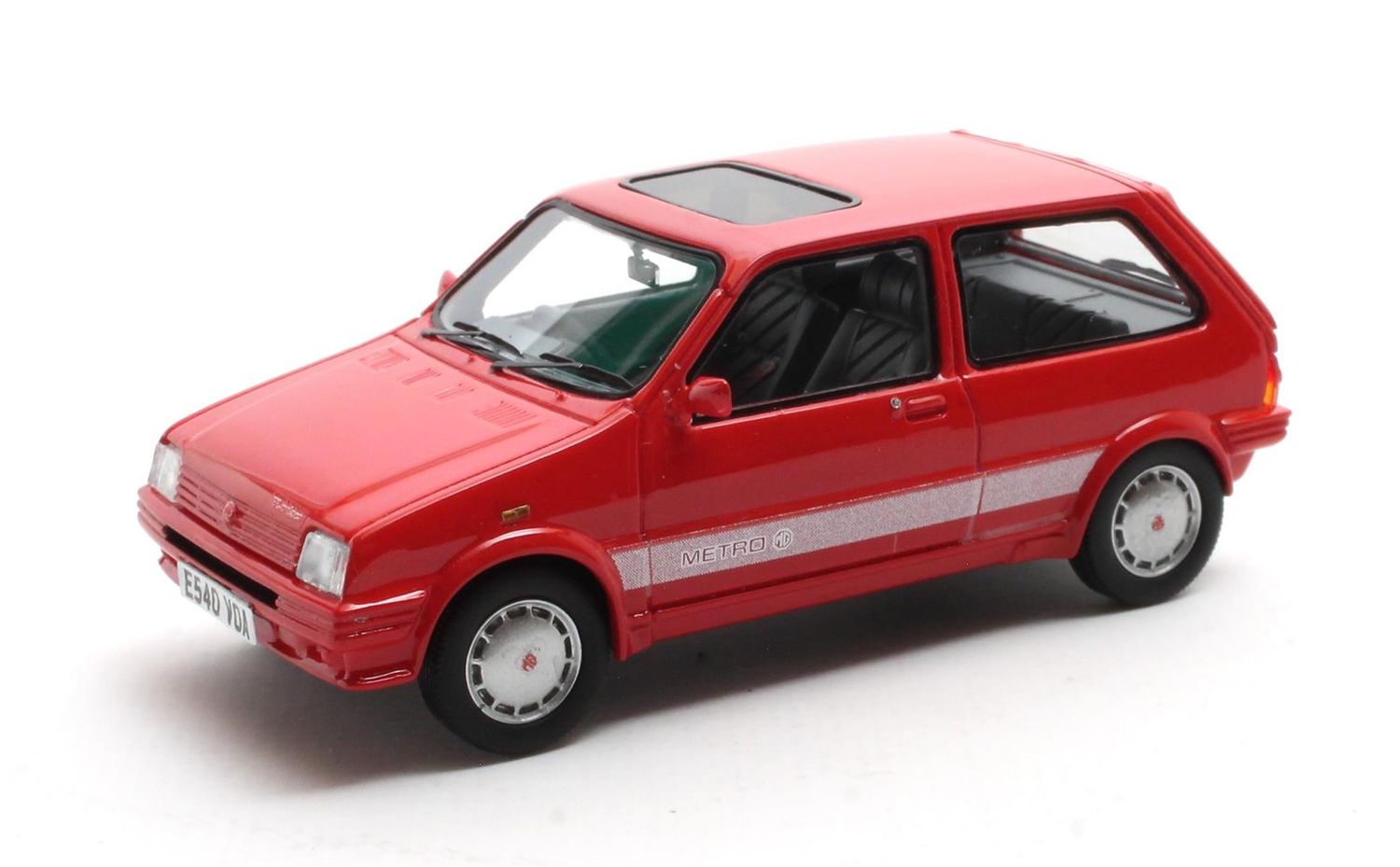 1:43 Matrix - MG Metro Turbo red 85-89