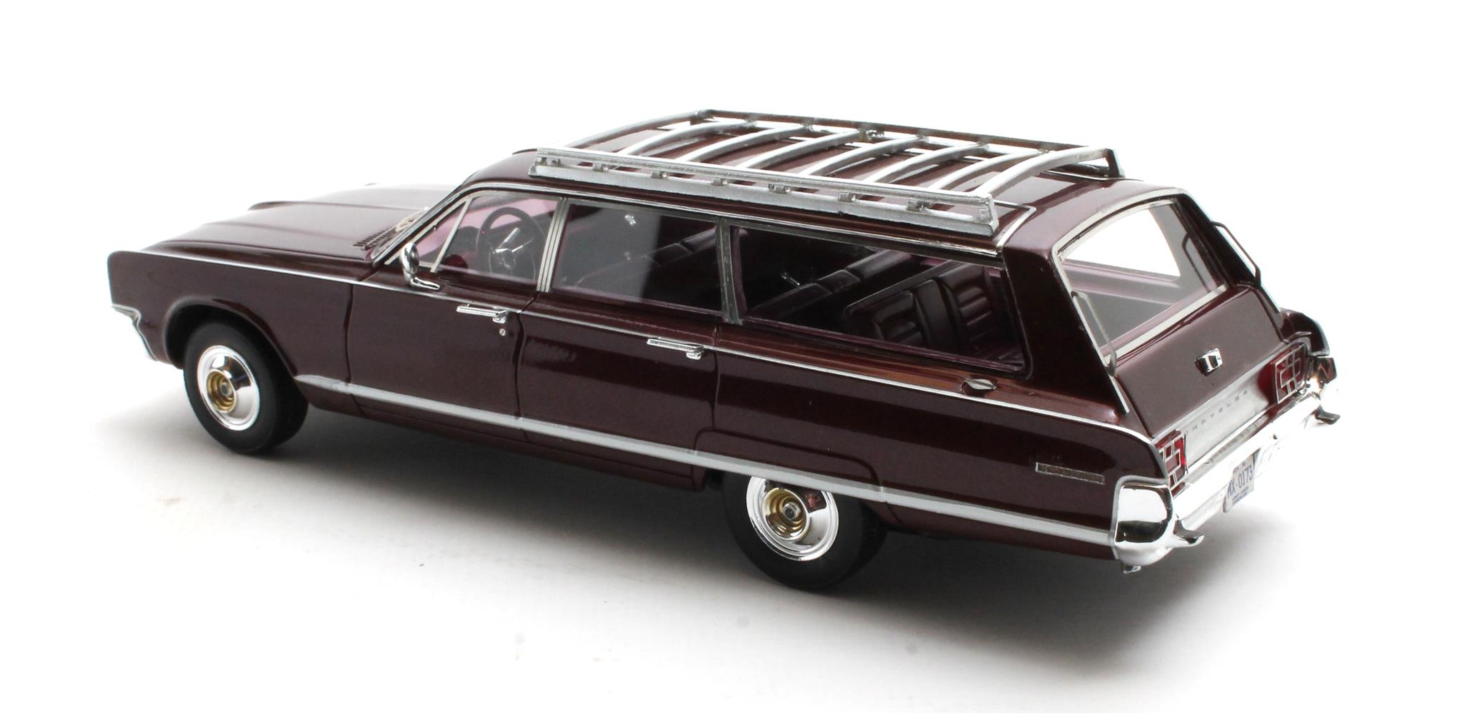 1:43 Matrix - Chrysler T&C ruby poly 1966