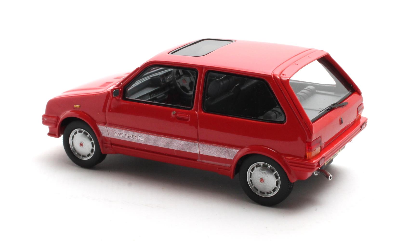 1:43 Matrix - MG Metro Turbo red 85-89