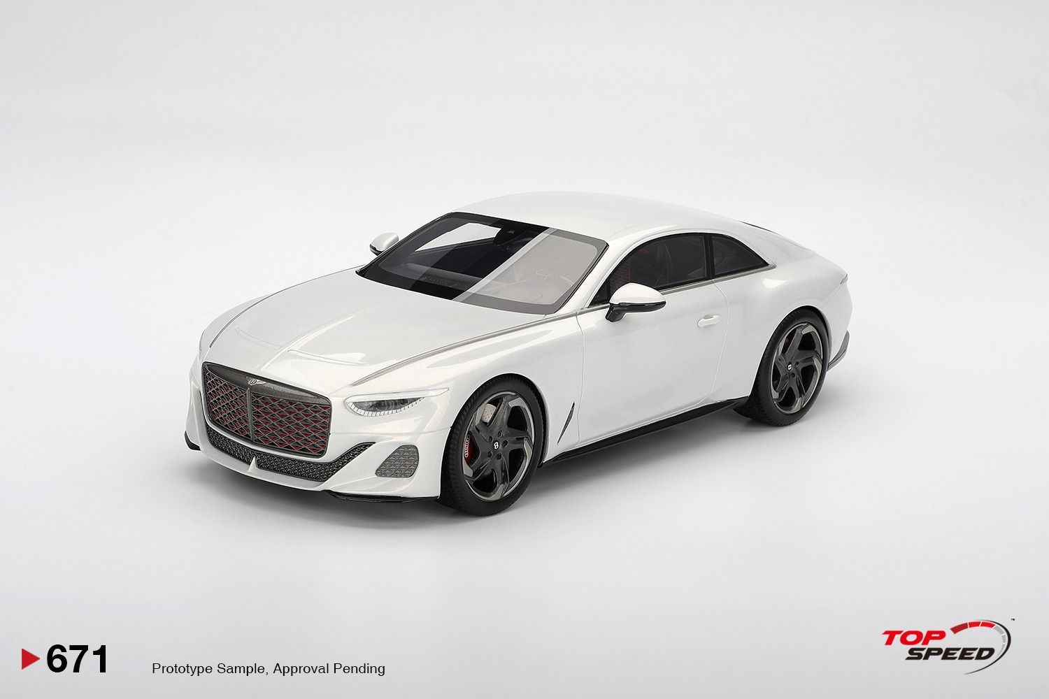 1:18 TSM - 2022 Bentley Batur White Pearl