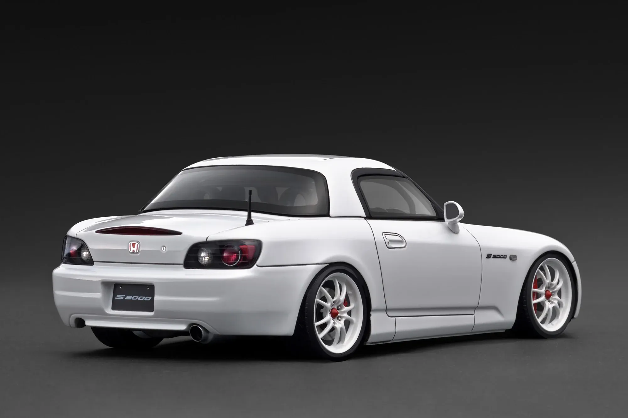 1:18 Ignition - Honda S2000 (AP1), white