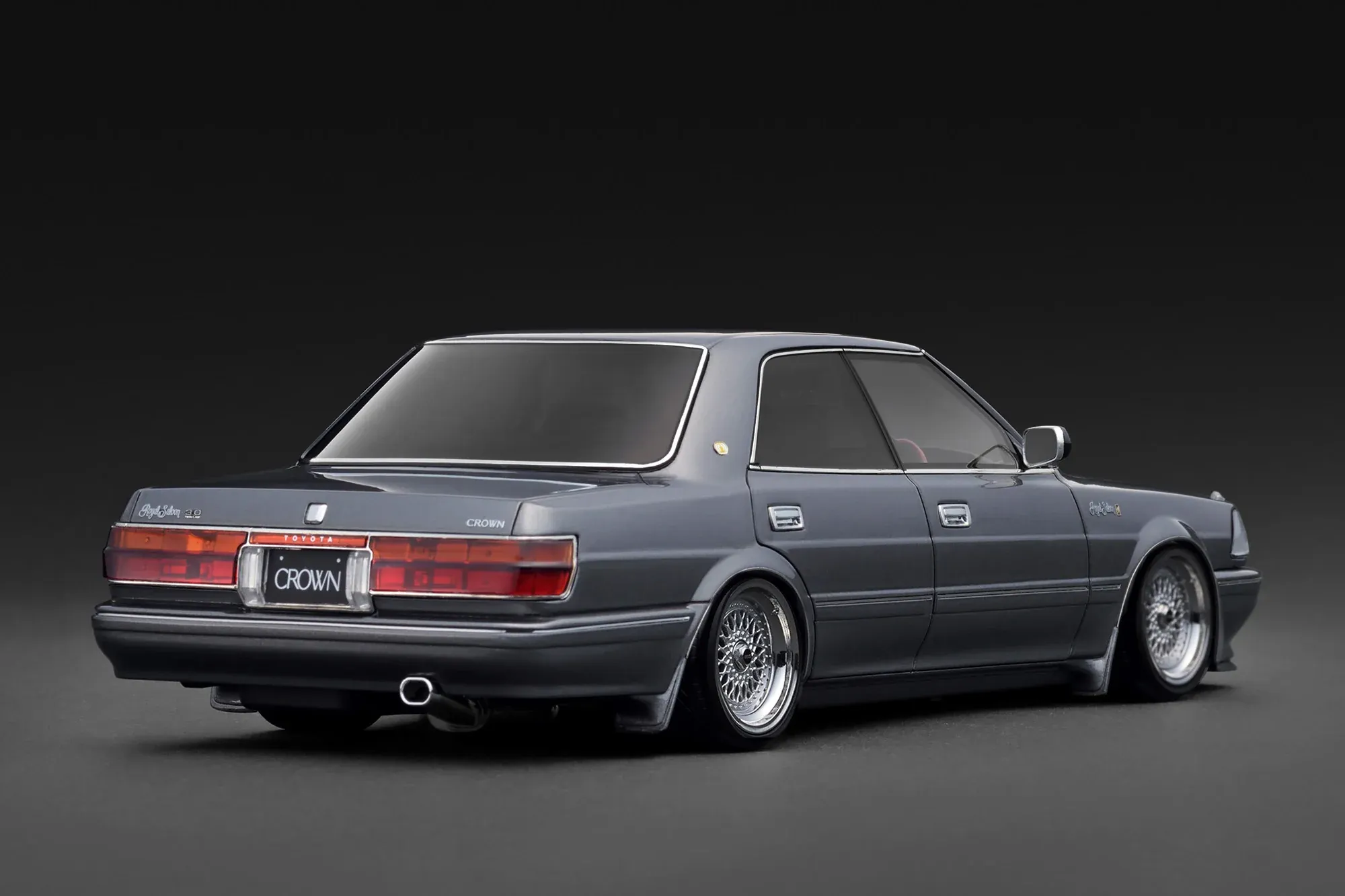 1:18 Ignition - Toyota Crown Royal Saloon G (130), gray metallic