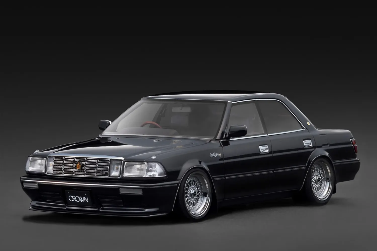 1:18 Ignition - Toyota Crown Royal Saloon G (130), black
