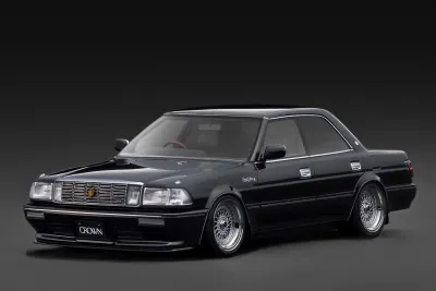 1:18 Ignition - Toyota Crown Royal Saloon G (130), black