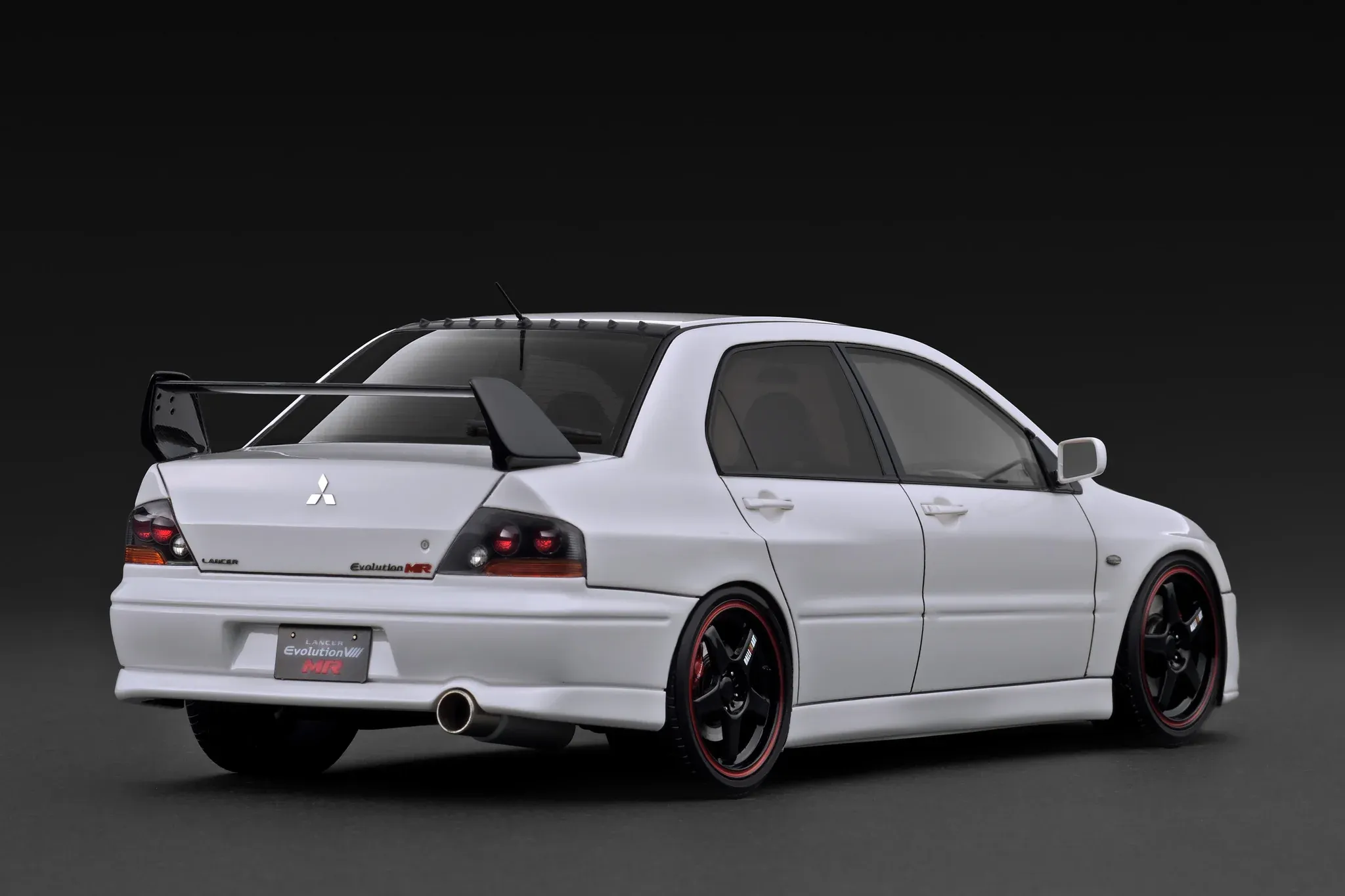 1:18 Ignition - Mitsubishi Lancer Evolution VIII MR (CT9A), white