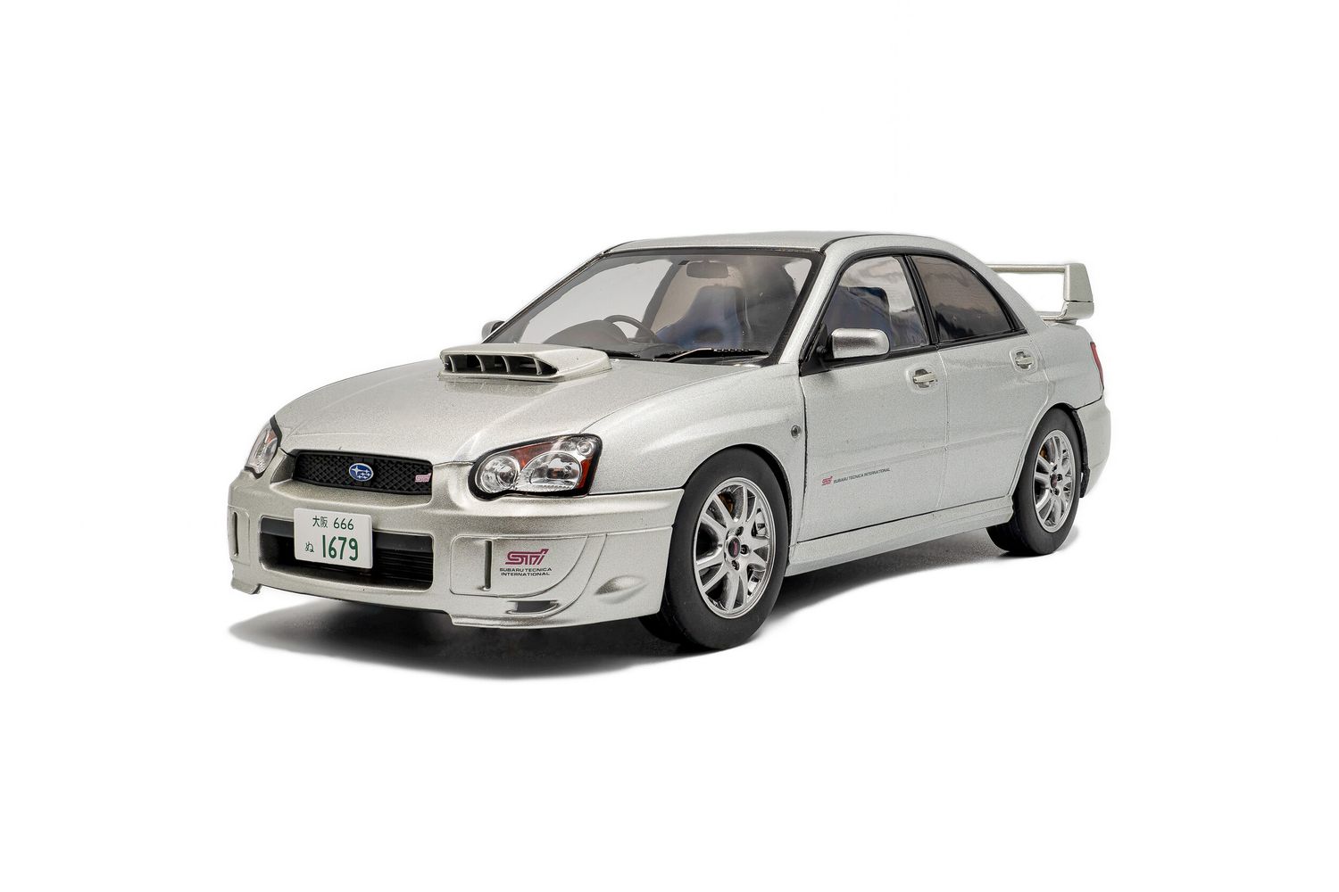 1:18 Solido - 2003 Subaru Impreza WRX STi Premium Silver