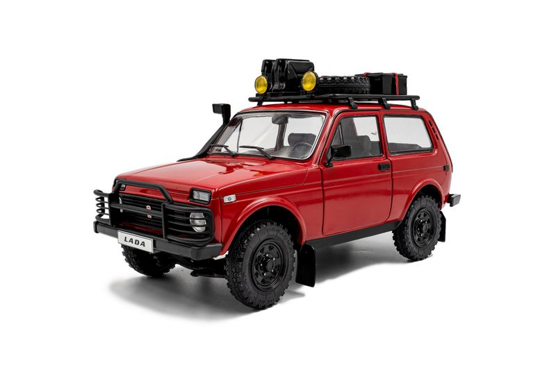 1:18 Solido - 1980 Lada Niva Red 1:18 Solido - 1980 Lada Niva Red