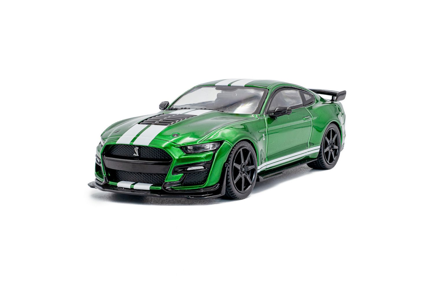 1:43 Solido - Shelby Mustang GT500 – Eruption Green Metallic w/White Stripes – 2020