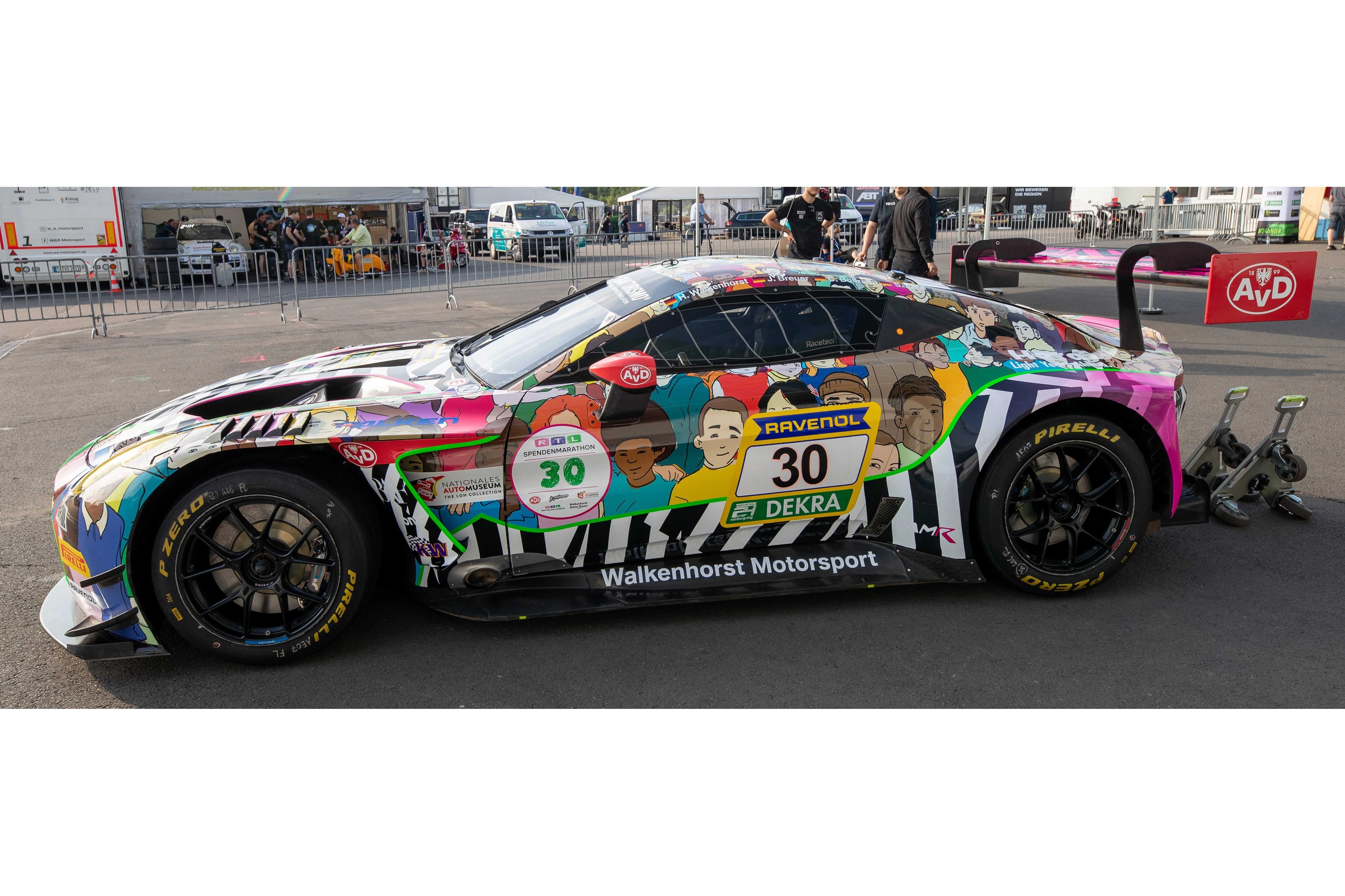1:64 Spark - Aston Martin Vantage AMR GT3 EVO No.30 Walkenhorst Motorsport 24H Nürburgring 2025 H. Walkenhorst - J. Breuer - S. Aust - C. Bollrath