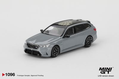 1:64 Mini GT - 2025 BMW M5 (G99) Touring, Brooklyn grey metallic